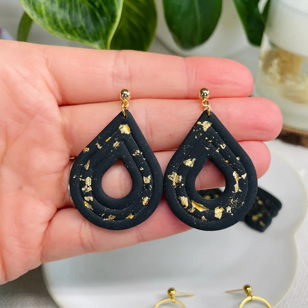 Les Lya (noir et doré)