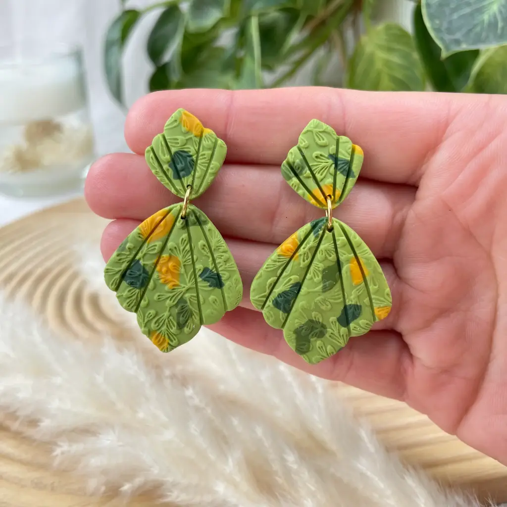 Boucles Vertes Tachetées : Les Zelin