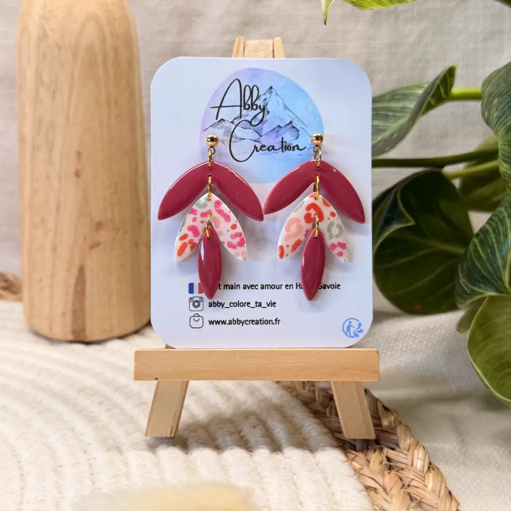 Léopard Multicolore : Les Triples Feuilles