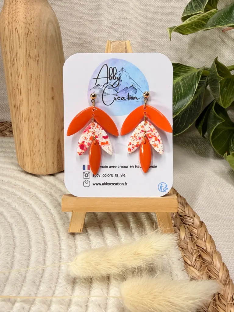 Tacheté Orange : Les Triple Feuilles 