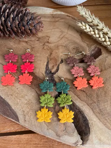 Feuilles d'érables pendantes 
