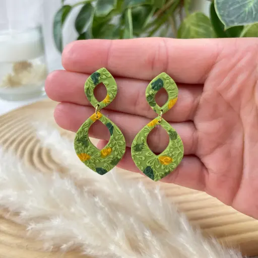 Boucles Vertes Tachetées : Les Percées